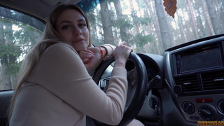 Запретная страсть в авто: мачеха и пасынок в откровенном видео