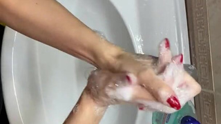 Взрывной оргазм и мокрая киска в FullHD