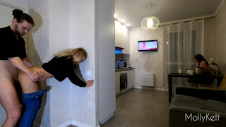 Жаркая измена с женой друга – жесткий трах за спиной