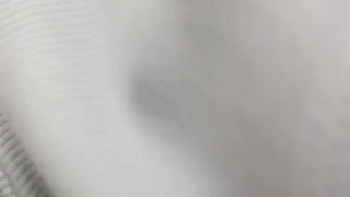 blowjob in the fitting room of the store next to the security guard! Public sex.mp4