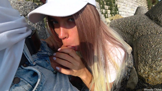 Дикий оральный секс у моря – только для взрослых