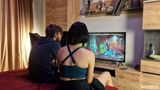 Проиграла в Mortal Kombat – пришлось отрабатывать в постели с глубоким минетом и жестким ритмом