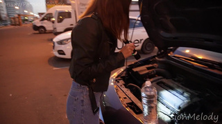 Helped the beauty on the street thanked with a blowjob in the car . PassionMelody.mp4