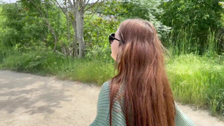 Заблудилась в лесу — дикий секс с незнакомцем в лесной глуши