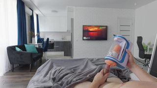 Развратная мачеха ублажает пасынка – горячее видео с доминированием