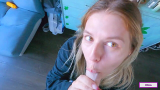 Столько спермы на лице – как он так кончил?