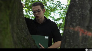 Горячее видео с жестким трахом и внутренней разрядкой