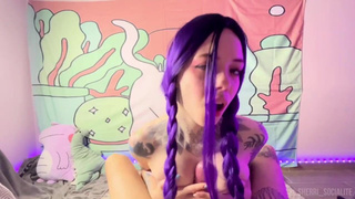 Возбуждена после хентая? Твой парень уже ждет в постели