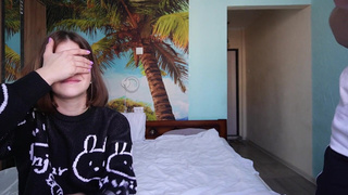 Сочные сиськи в деле – страстный минет и горячий секс с сестрой