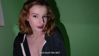 "Раздевайся у меня дома — жаркий секс в подъезде как у соседей"