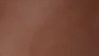 Раздеваюсь и вхожу без презика