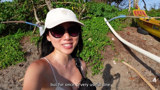 Нежная азиатка ублажает и принимает сперму