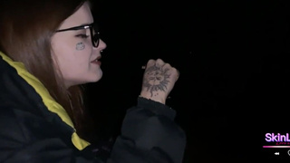 Развратная блондинка сосёт по принуждению — эксклюзивное видео