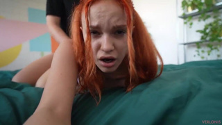 Анал без предупреждения — резко, больно, но чертовски приятно