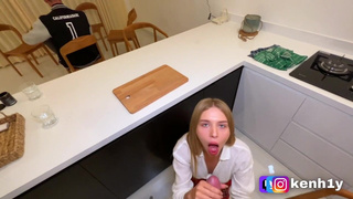 Куколд в шоке: его девушка отрывается с другим на камеру