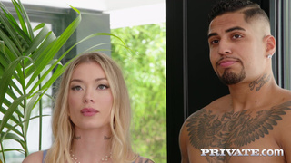 Эксклюзивное видео: фотосет с пикантным финалом