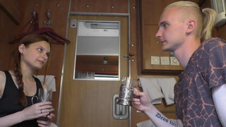 Ананимный трах в машине и мощный финал