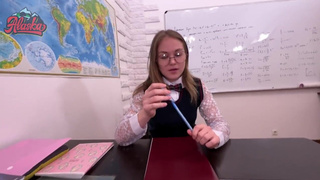 Девушка и зачет: кто кого сдал? Жаркие кадры