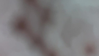 Горячая Анна Ральфс зажигает в откровенном видео