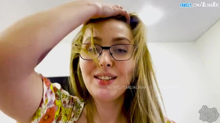 Папик не устоит – сочный отсос с громким финалом