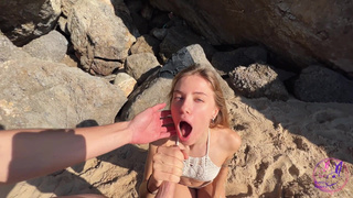 Страстный секс на пляже: украинские туристы устроили горячие шоу у моря