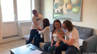 Откровенное видео: лесбиянки в плену мужского доминирования