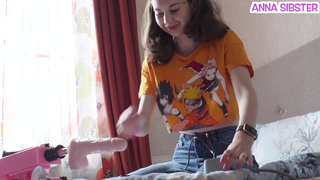 Сосед застал меня за дрочкой и вставил — кончила мгновенно!