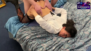 Секс с зрелой азиаткой на Филиппинах: страстный анал как в первый раз