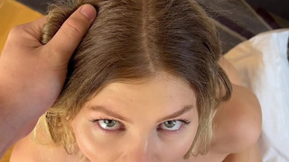 Страстная русская красотка в горячем минете и анале