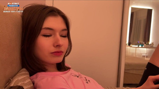 Сочные сиськи в эксклюзивном видео – домашняя съемка с развратным настроением