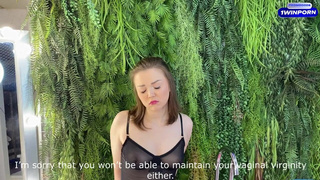 Жаркая групповуха с двойным проникновением и нежной целкой