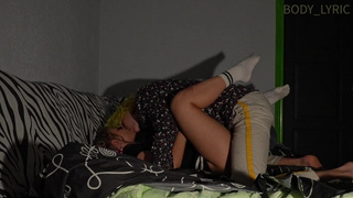 Горячий секс-тайм – кончаешь громко, но мама не узнает