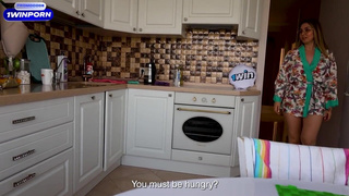 Секс с мамкой друга и кремпай – простит ли она после такого?