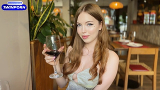 Искусство соблазна: бокал вина, томный взгляд — и она уже хочет твою горячую нагрузку