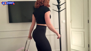 Только познакомились, а она уже села на лицо – страстный минет и жесткий кунилингус