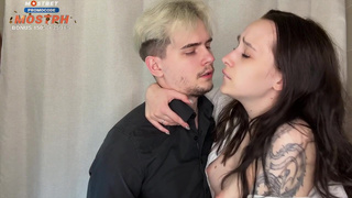 Власть и желание: кто кого соблазнил в кабинете начальника?