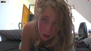 Невероятная разрядка - она не может прийти в себя после оргазма