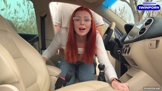 Секс в машине с незнакомкой с Тиндера – горячая случайная встреча