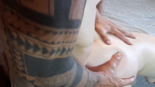 Горячее видео с глубокой разрядкой