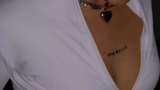 "Пицца, страсть и месть: жесткий урок для юной доставщицы"