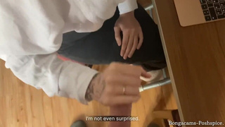 Жаркий инцест с мачехой – кончил на лицо после важных переговоров