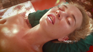 Наталья А: обжигающий скандальный массаж в лесу 1080p