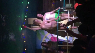 Горячий стриптиз от Натальи, который сводит с ума