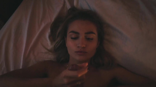 Секс-скандал на вечеринке с Лакшери Мур