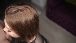 Это не просто глубокий минет — Kate Koss массажирует гланды членом!