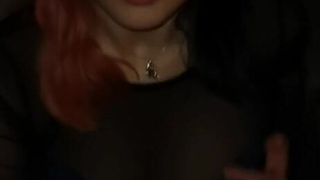 Шаловливая и соблазнительная – откровенное видео для настоящих ценителей