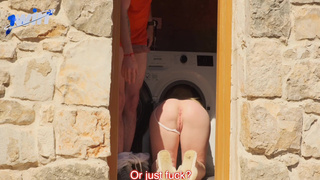 Горячая сцена с Анькой и Ромкой в стиральной машине