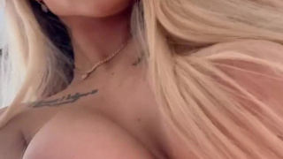 Горячий секс в HD: страстные ласки и дикий оргазм