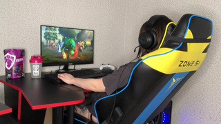 SKIP DOTA-GIRL aroused in the rink, JERKED OFF, and then did ALMOST RAMPAGE. DOTA 2..mp4